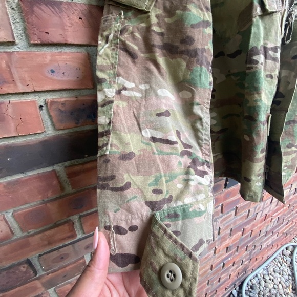 Authentic US Military Jacket, US Army Jacket - Picture 5 of 9
